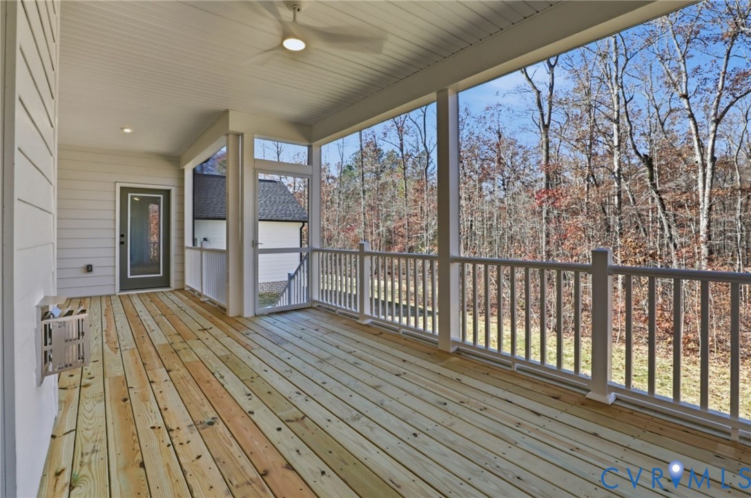Covered Porch 
This home is to be built. The photo represents the plan, not the actual home. Design selections may vary.