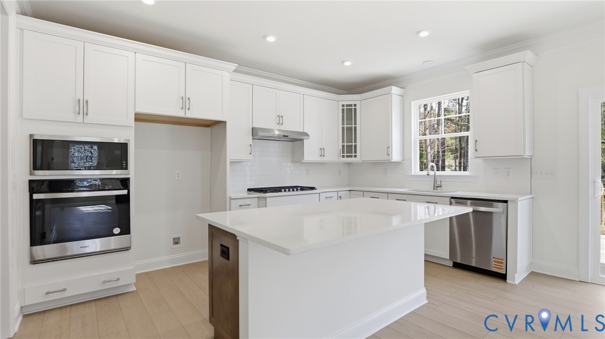 This home is under construction. The photo represents the plan, not the actual home. Design selections may vary.