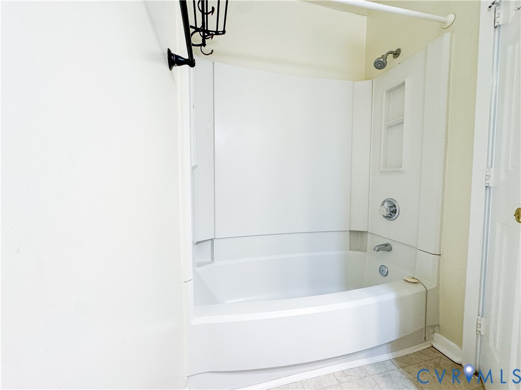 9717 Groundhog Drive, North Chesterfield, VA 23235
