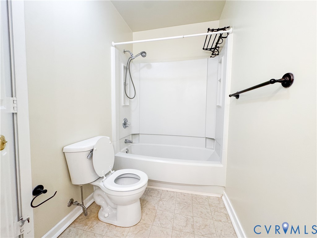 9717 Groundhog Drive, North Chesterfield, VA 23235