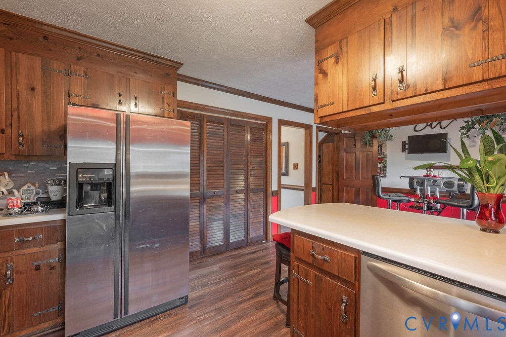 11709 Cliff Lawn Drive, Chester, VA 23831
