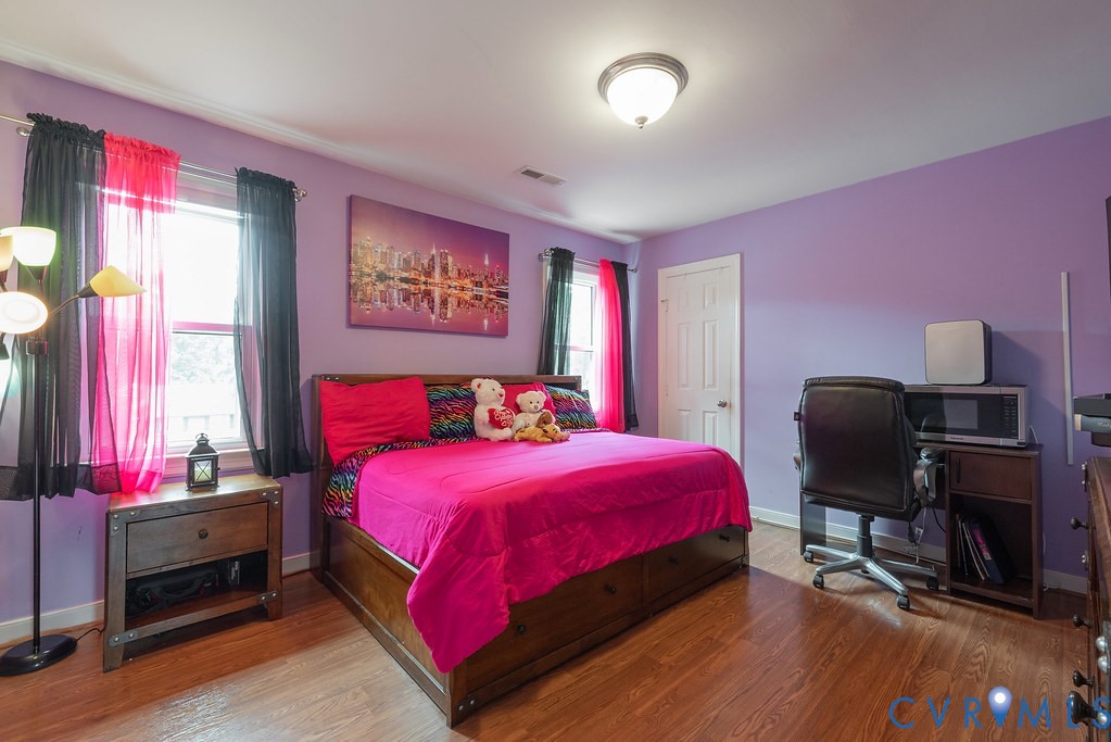 11709 Cliff Lawn Drive, Chester, VA 23831