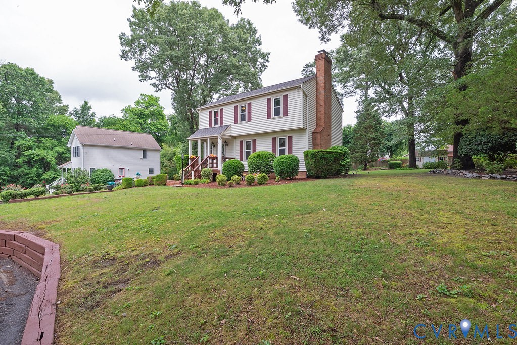 11709 Cliff Lawn Drive, Chester, VA 23831