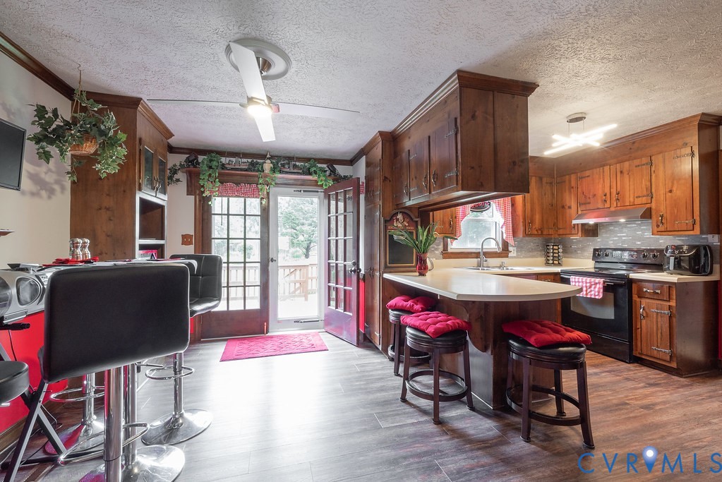 11709 Cliff Lawn Drive, Chester, VA 23831