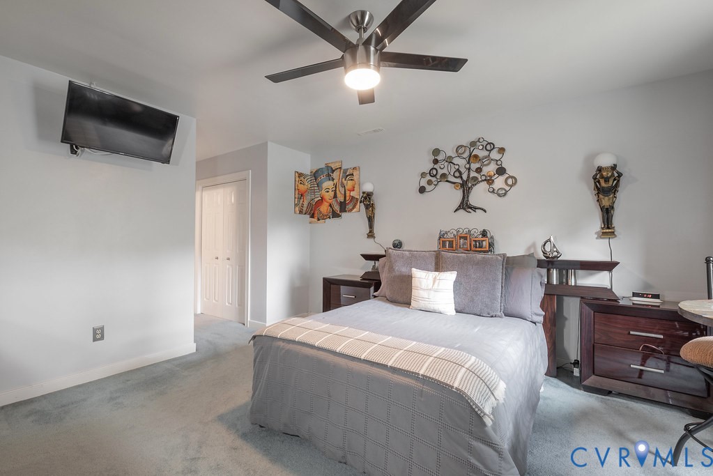 11709 Cliff Lawn Drive, Chester, VA 23831
