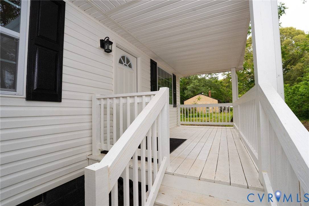 317 Wise Lane, West Point, VA 23110