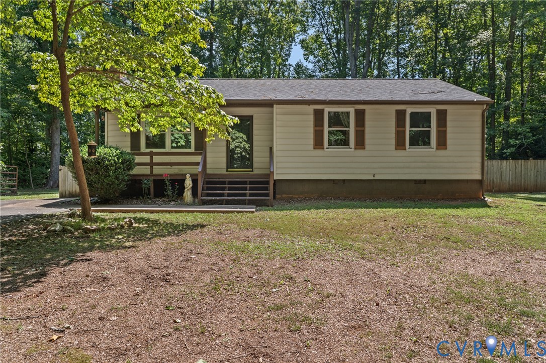 Welcome to 2448 Mountain View Road!