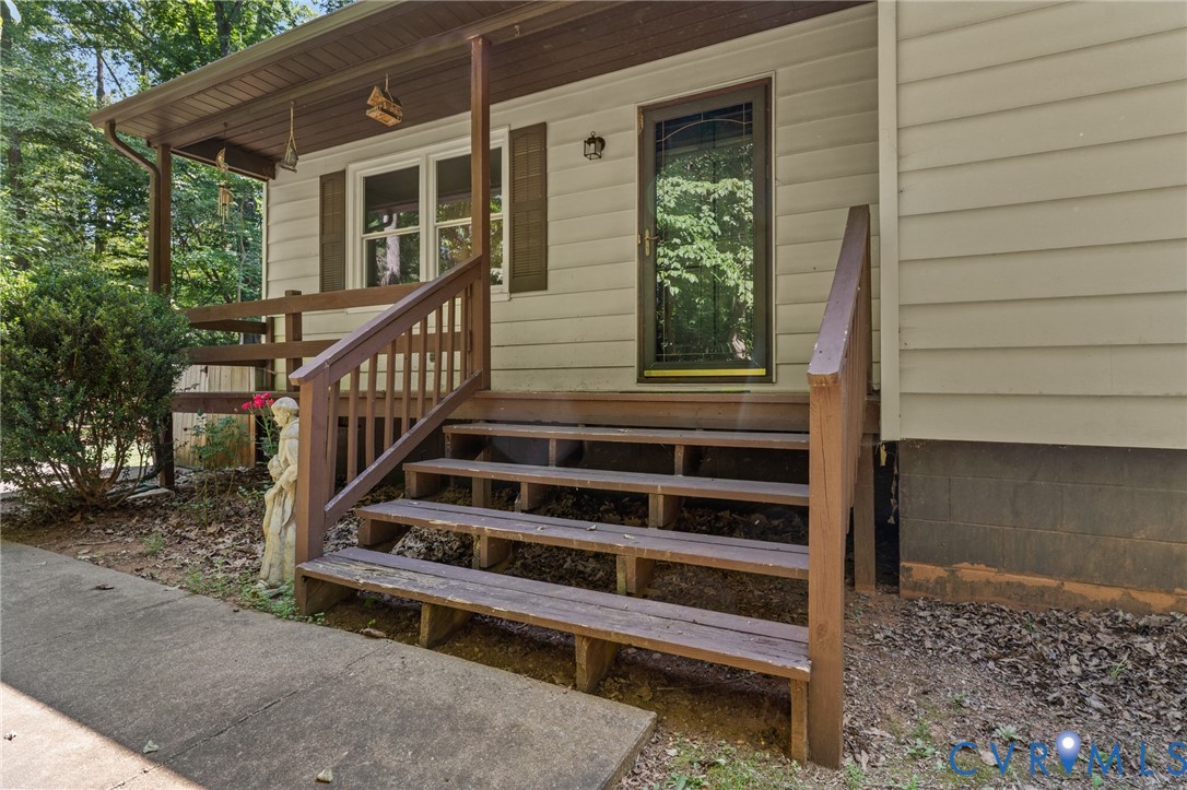 2448 Mountain View Road, Powhatan, VA 23139