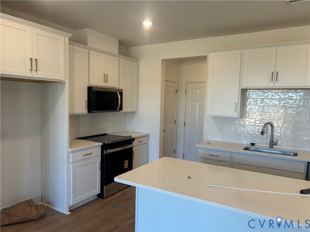 429 Aura Avenue, Midlothian, VA 23113