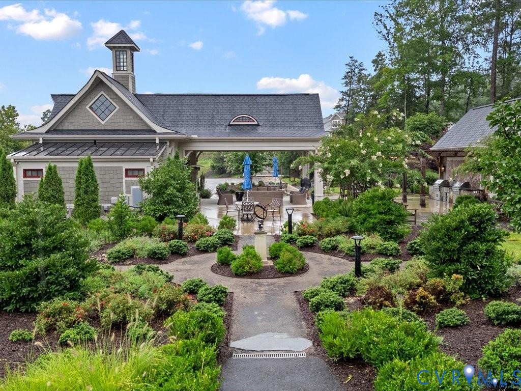 The Conservatory. Mosaics original clubhouse offers a warm retreat for clubs, meetings, gatherings. Grills, kitchen and seating all ready for your use.