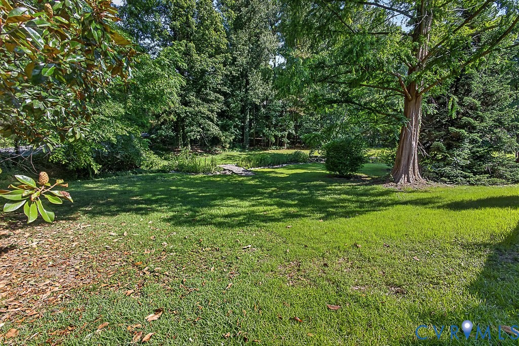 11701 Holly Hill Road, Chester, VA 23831