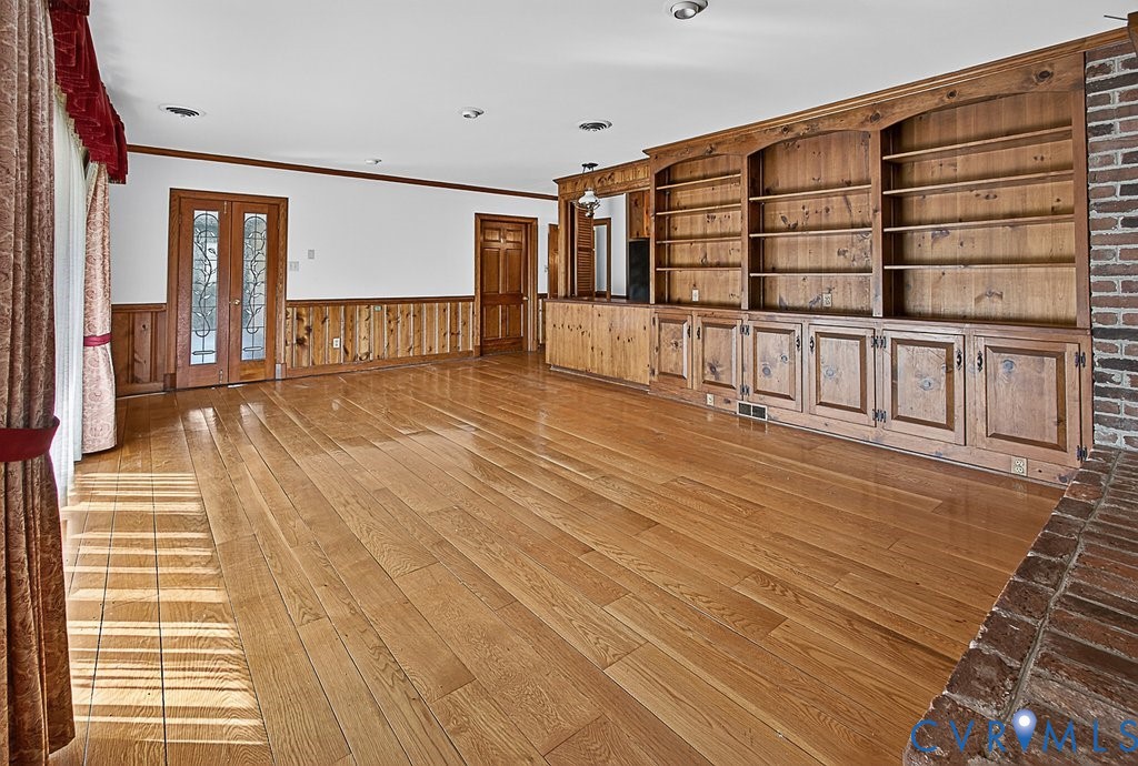 11701 Holly Hill Road, Chester, VA 23831