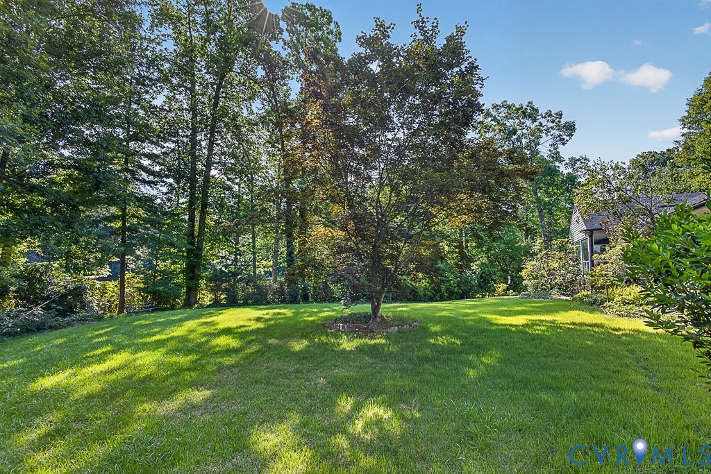 11701 Holly Hill Road, Chester, VA 23831