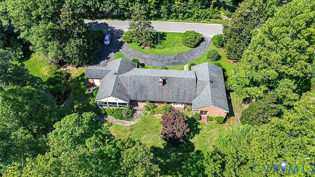 11701 Holly Hill Road, Chester, VA 23831