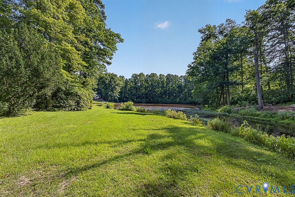 11701 Holly Hill Road, Chester, VA 23831