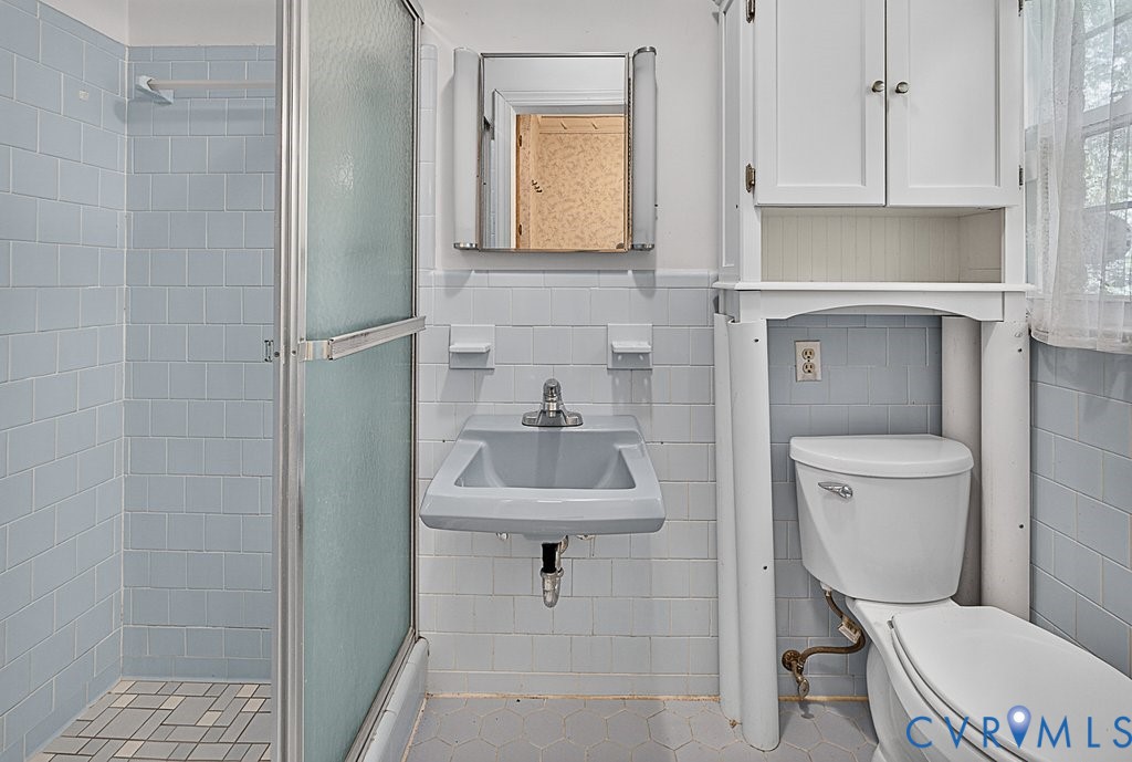 11701 Holly Hill Road, Chester, VA 23831