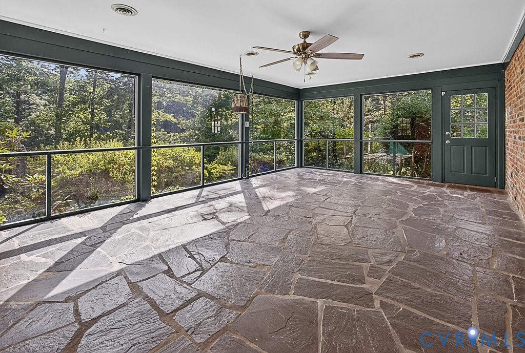 11701 Holly Hill Road, Chester, VA 23831