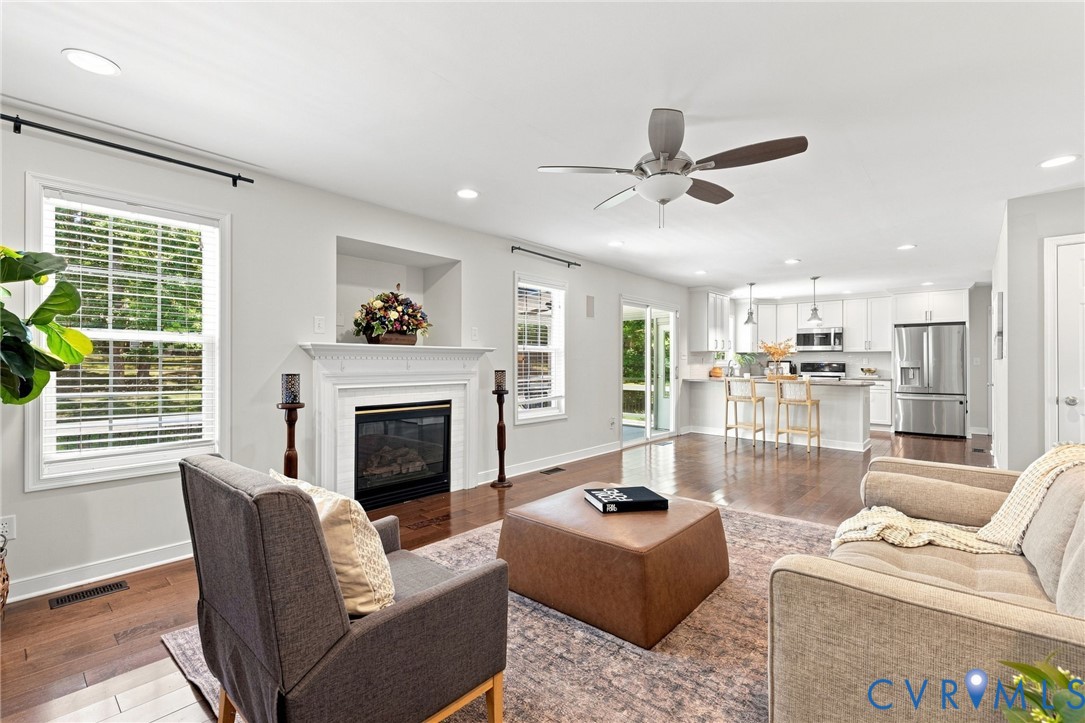 Hardwood-style flooring throughout