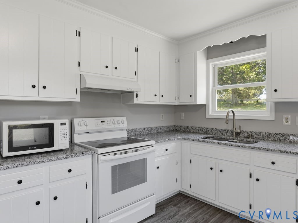 2109 Providence Place, North Chesterfield, VA 23236
