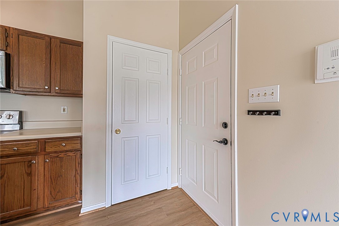 10211 Wolfe Manor Court, #11, Laurel Lakes, Glen Allen, VA 23060