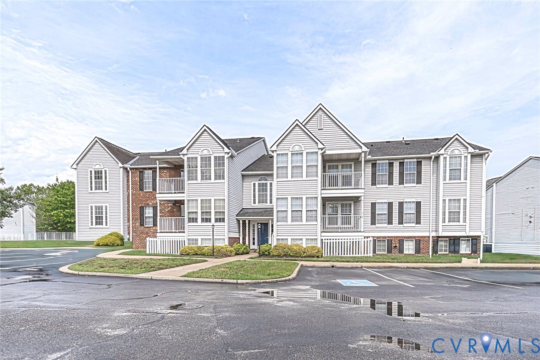 10211 Wolfe Manor Court, #11, Laurel Lakes, Glen Allen, VA 23060 10211 Wolfe Manor Court, #11, Laurel Lakes, Glen Allen, VA 23060
