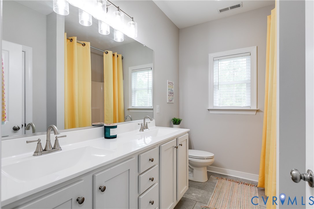 6113 Autumn Bluff Road, Powhatan, VA 23139