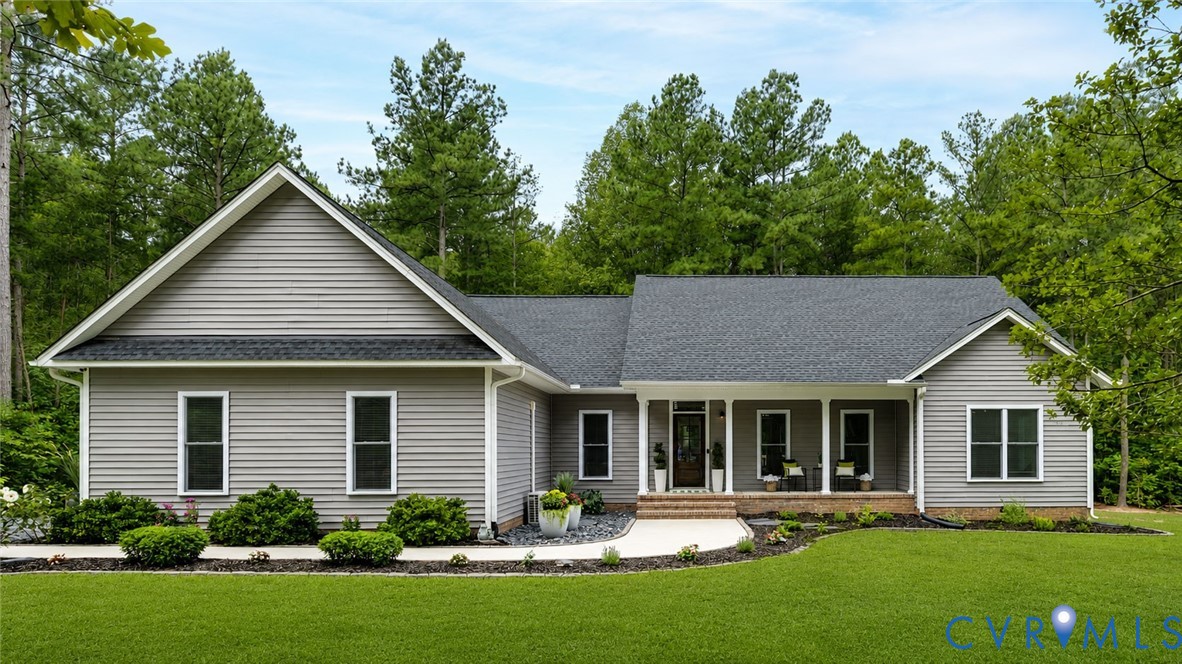 6113 Autumn Bluff Road, Powhatan, VA 23139 6113 Autumn Bluff Road, Powhatan, VA 23139