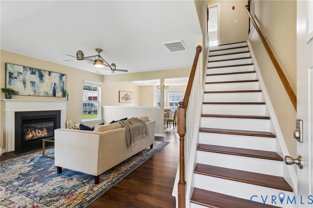 21 St Johns Drive, Hampton, VA 23666 21 St Johns Drive, Hampton, VA 23666