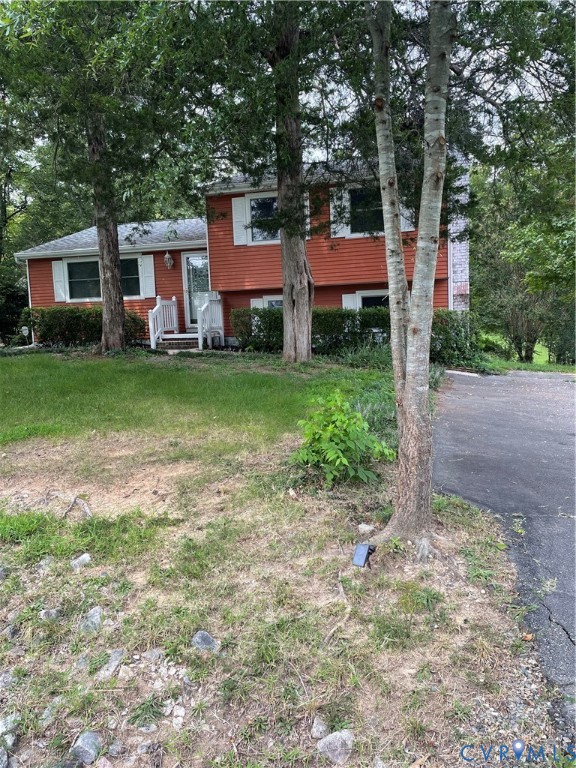 10524 Seacliff Lane, Chestnut Hills, North Chesterfield, VA 23236