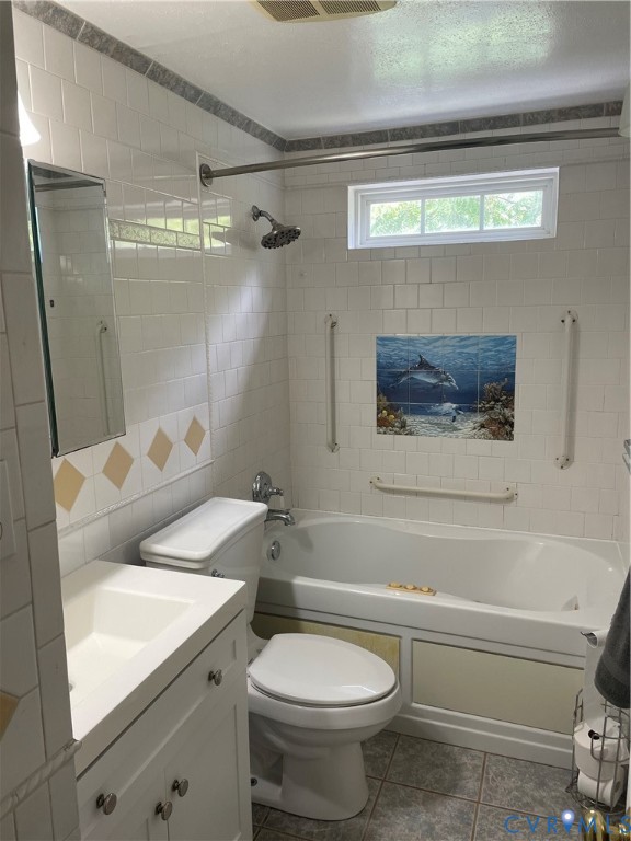 Jetted tub