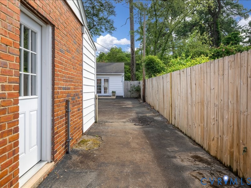 Entry to the mud room.