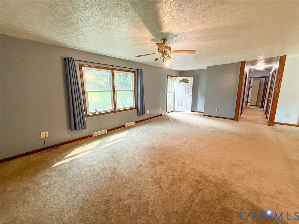 6688 Old Buckingham Road, Powhatan, VA 23139