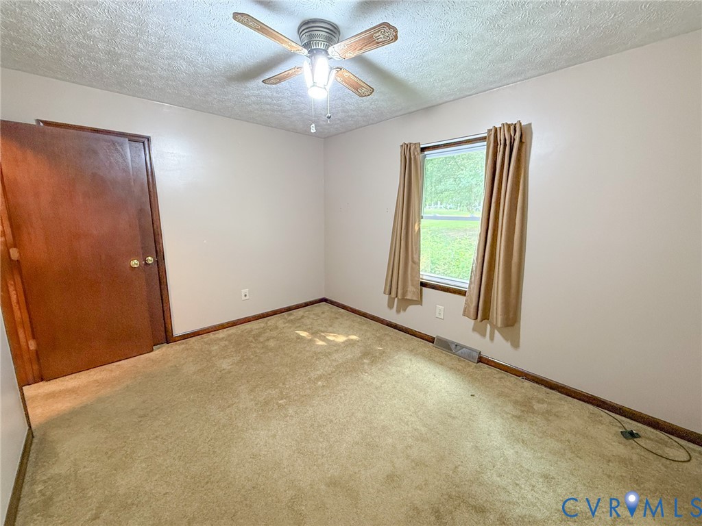 6688 Old Buckingham Road, Powhatan, VA 23139