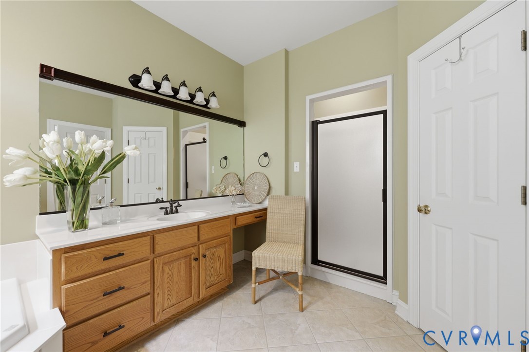Dual vanity, Shower, Tile