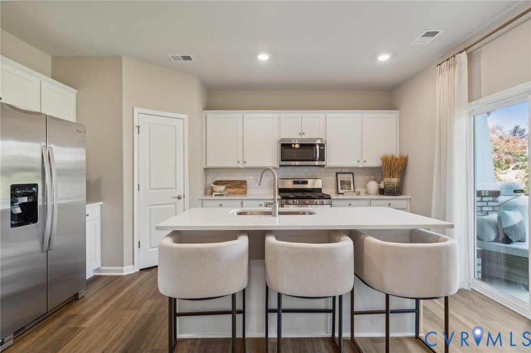 8670 Mile Post Terrace, Oak Crest, Mechanicsville, VA 23111