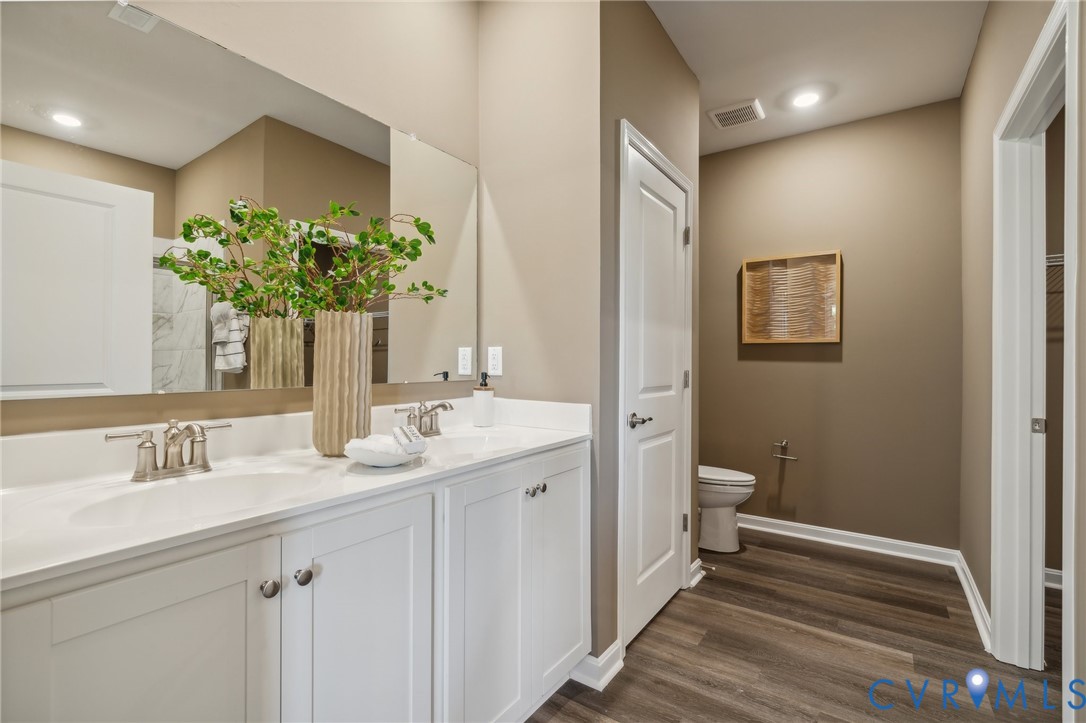 8670 Mile Post Terrace, Oak Crest, Mechanicsville, VA 23111
