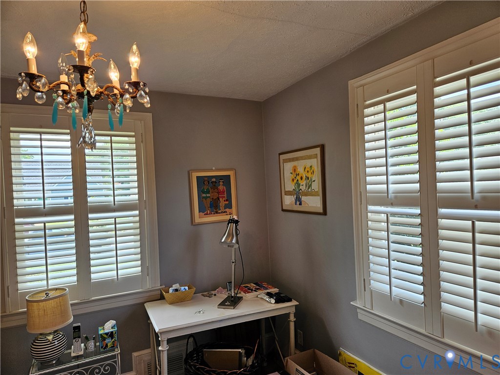 6717 Linbrook Drive, Henrico, VA 23228