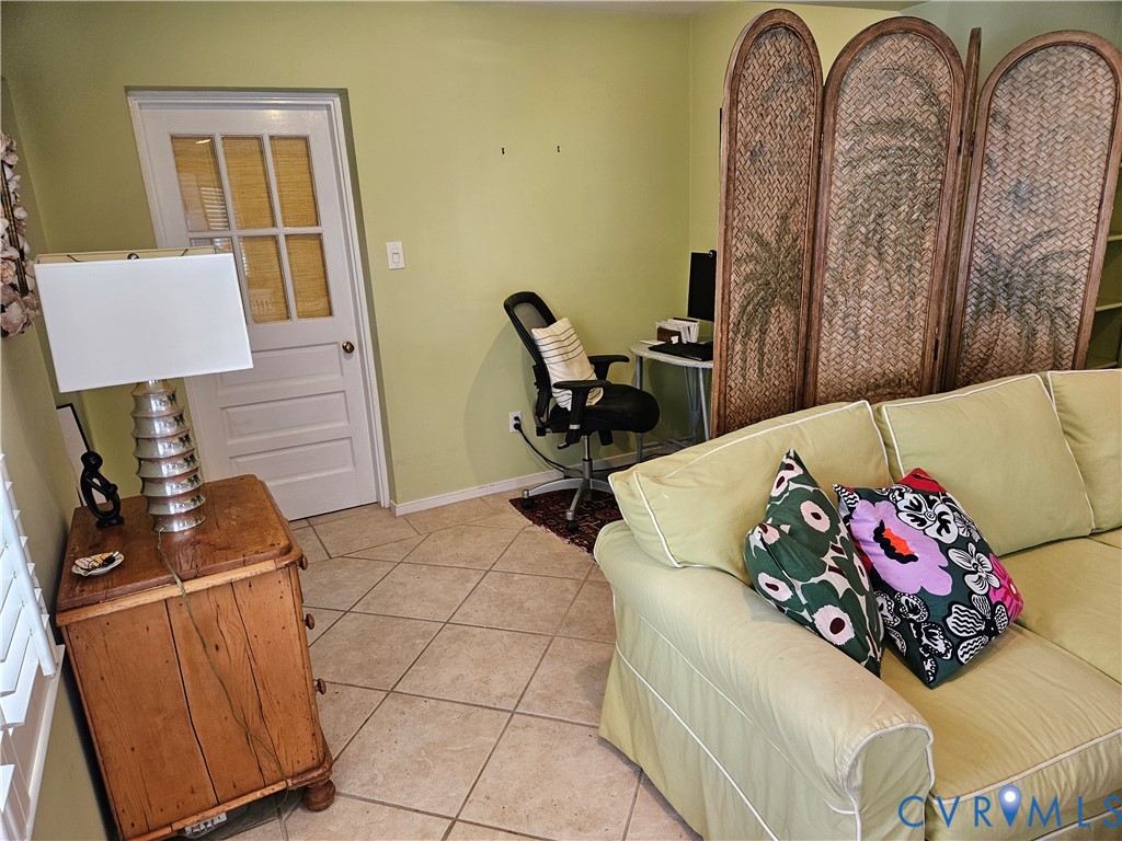 6717 Linbrook Drive, Henrico, VA 23228