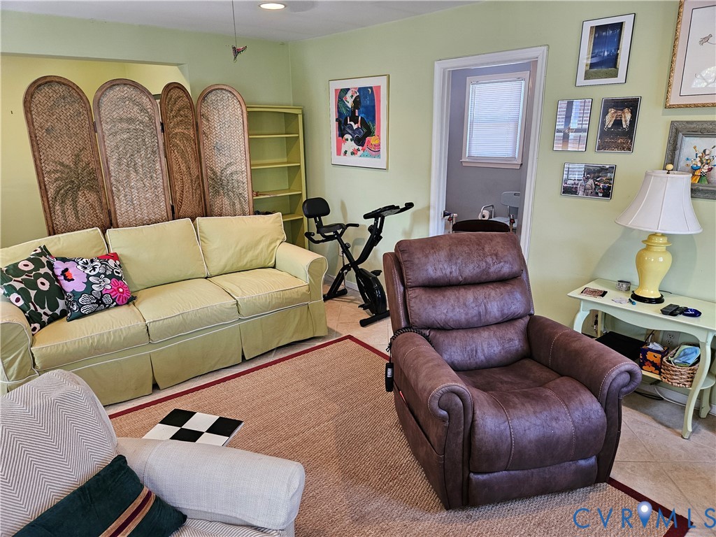 6717 Linbrook Drive, Henrico, VA 23228