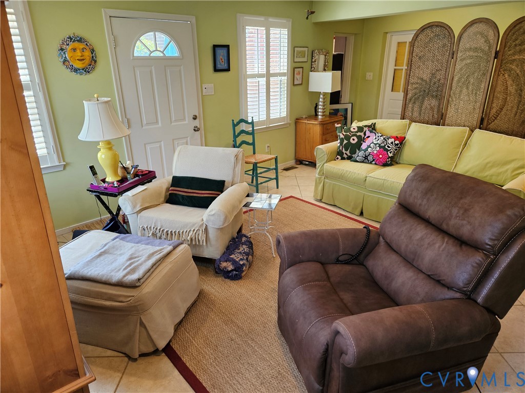 6717 Linbrook Drive, Henrico, VA 23228