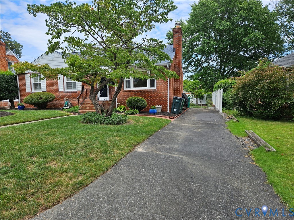 6717 Linbrook Drive, Henrico, VA 23228
