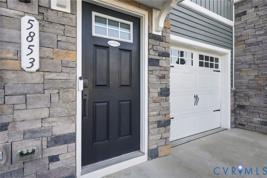 5853 Austin Woods Drive, Chesterfield, VA 23234