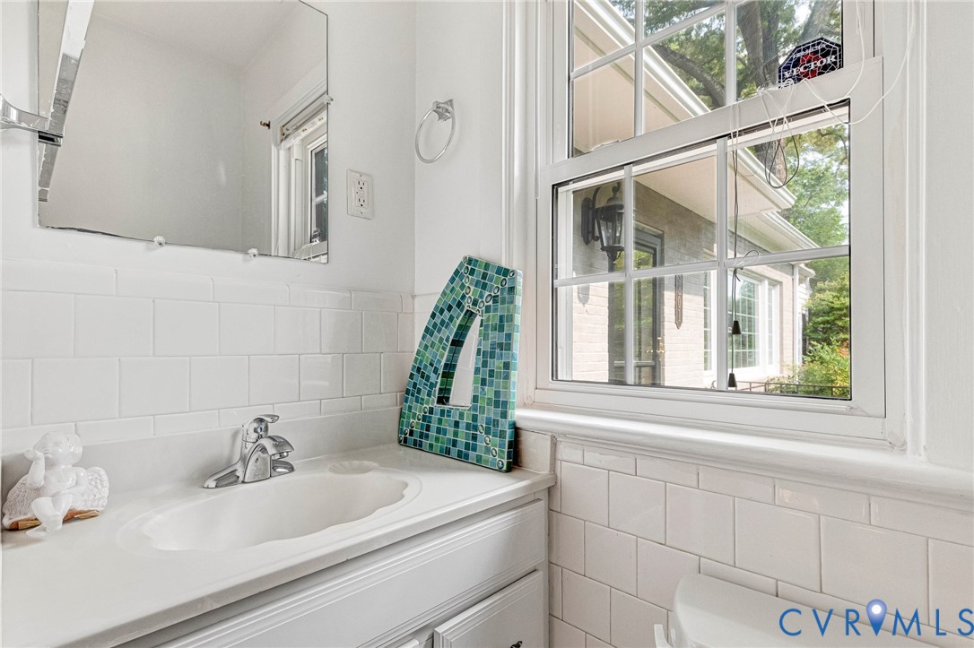 3801 Wakefield Road, Stratford Hills, Richmond, VA 23235