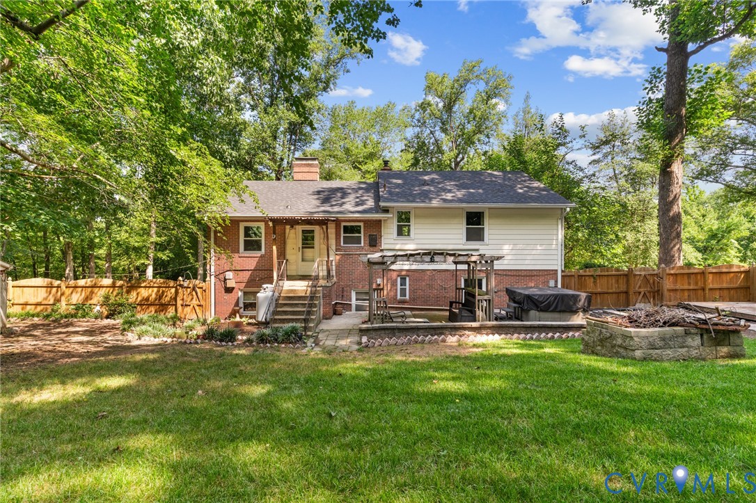 8111 Lake Shore Drive, North Chesterfield, VA 23235