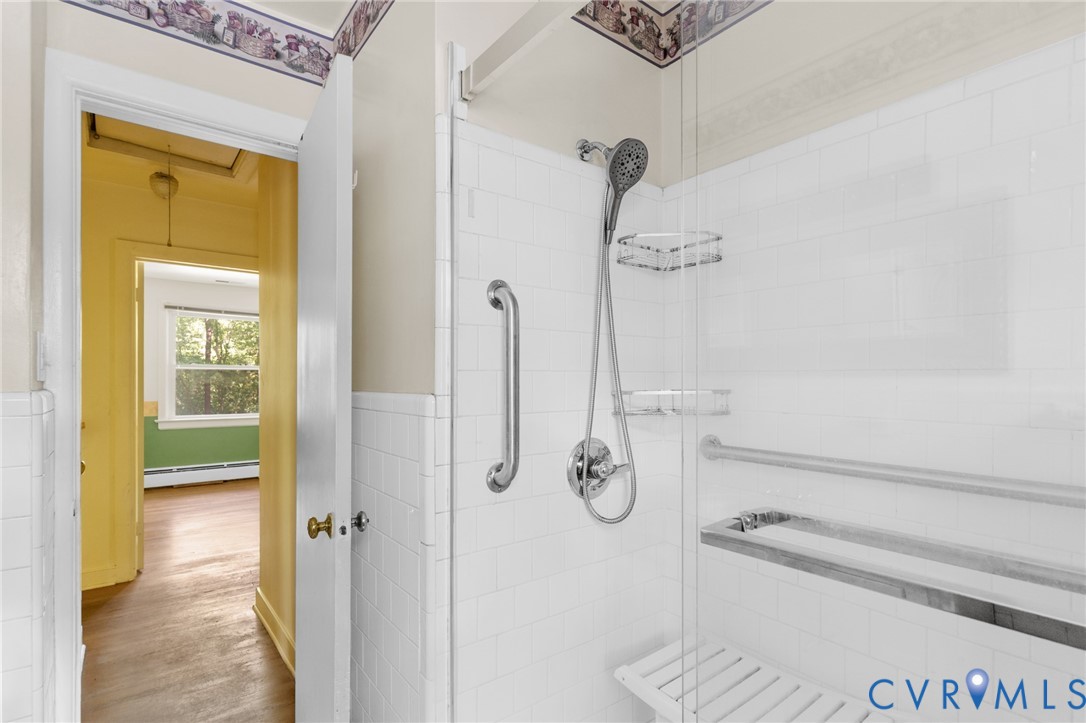 8111 Lake Shore Drive, North Chesterfield, VA 23235