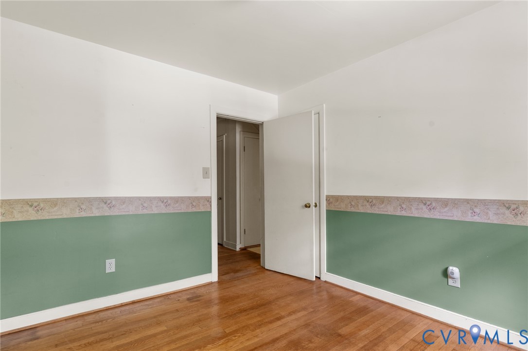 8111 Lake Shore Drive, North Chesterfield, VA 23235