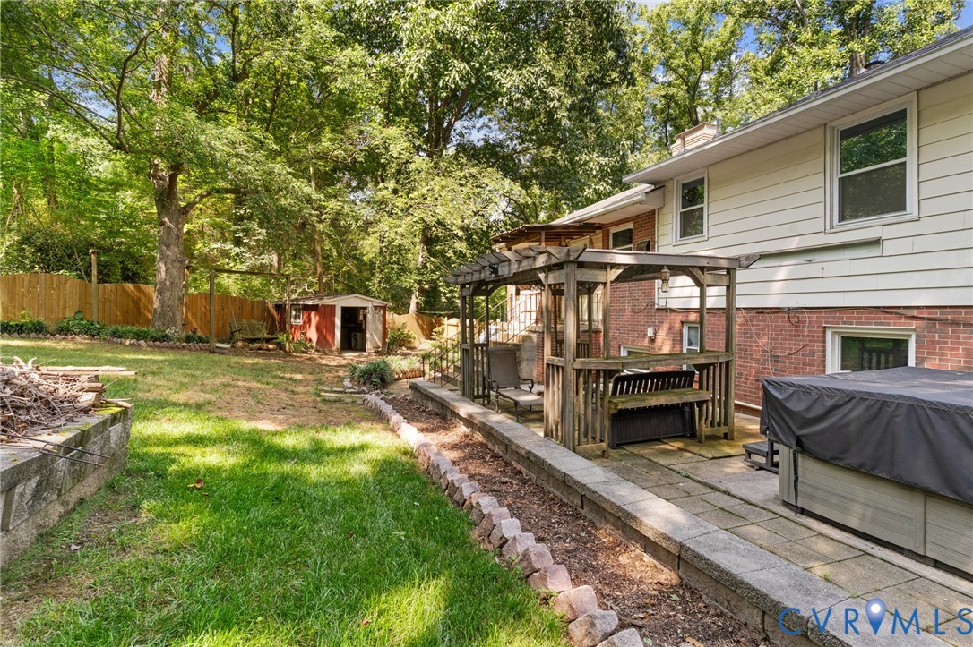 8111 Lake Shore Drive, North Chesterfield, VA 23235