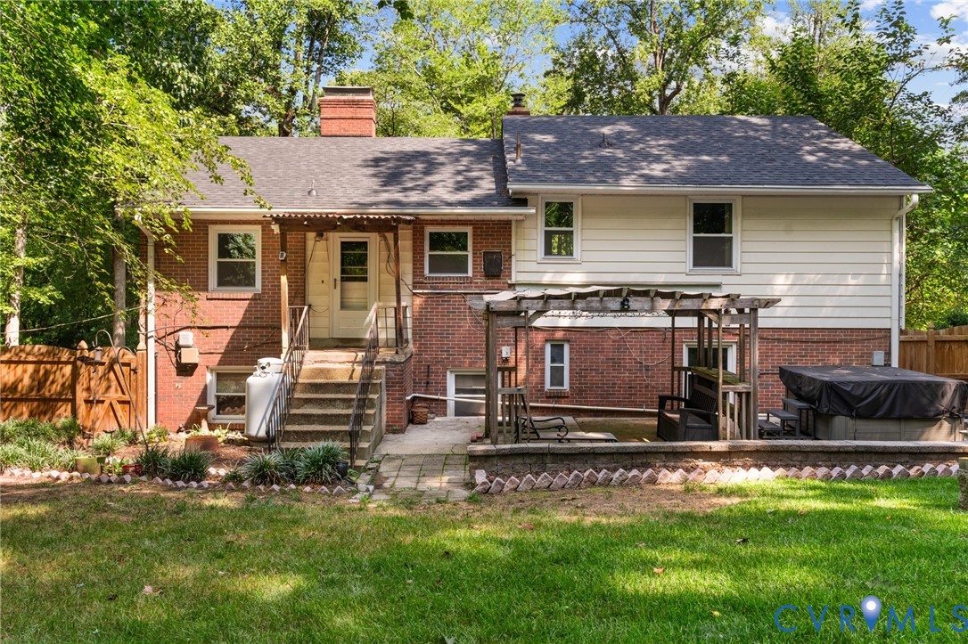 8111 Lake Shore Drive, North Chesterfield, VA 23235