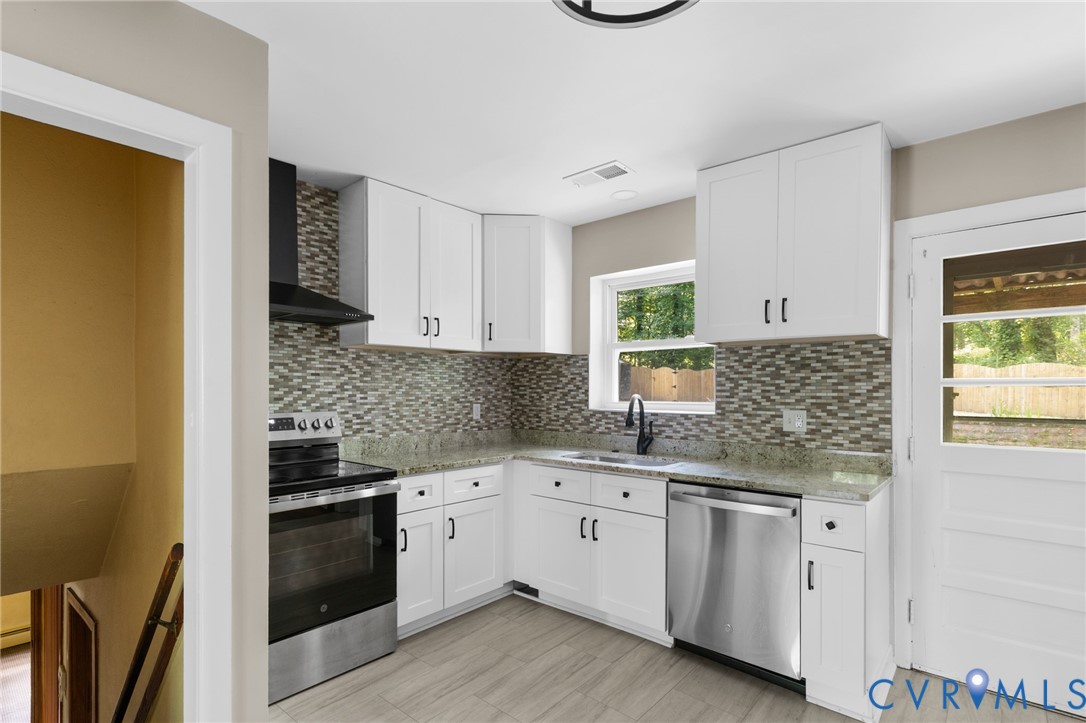 8111 Lake Shore Drive, North Chesterfield, VA 23235 8111 Lake Shore Drive, North Chesterfield, VA 23235