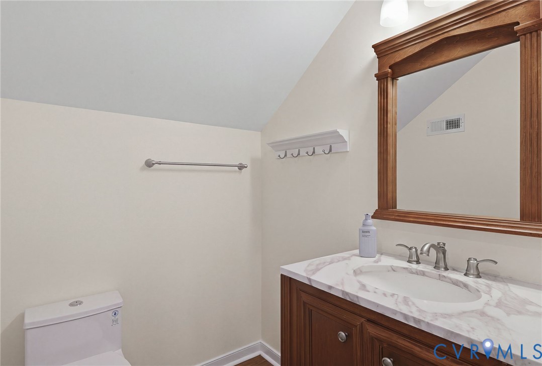 3rd floor full bath